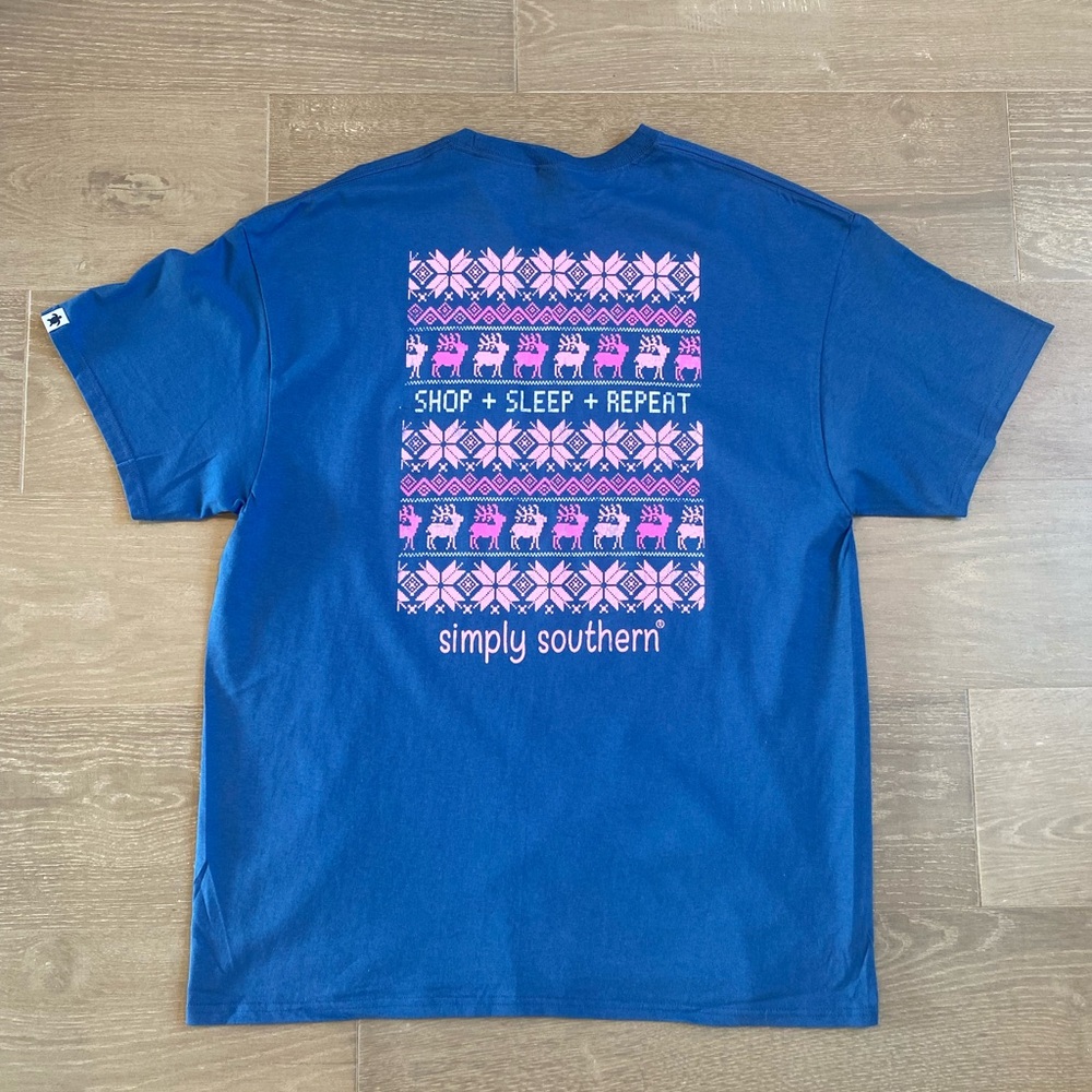 NWT Women’s Simply Southern Holiday Shopping Shirt, Adult Small and XL